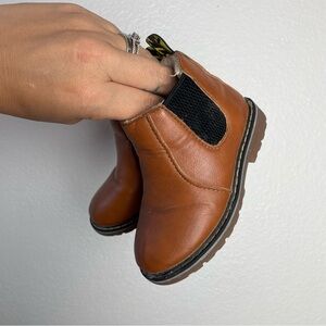 6M toddler girl fall staple brown Chelsea boot